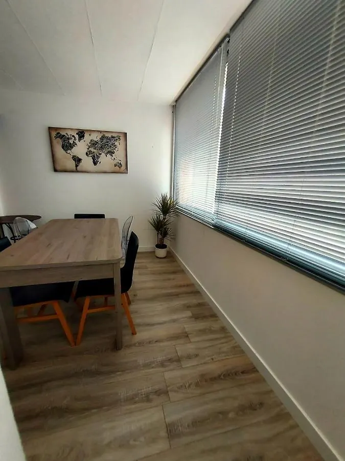 Appartement T3 Plein Centre Ville Le Lavandou France